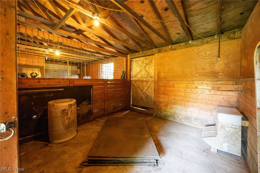 5995 Buffham Road Seville OH 44273
