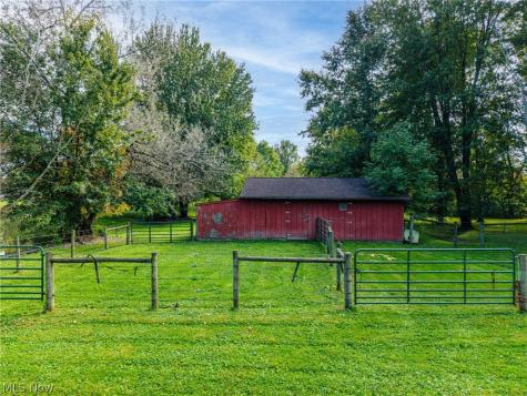 5995 Buffham Road Seville OH 44273