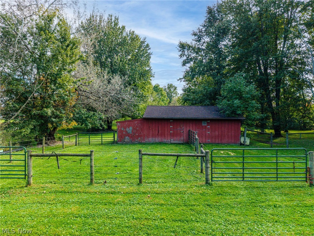 5995 Buffham Road Seville OH 44273