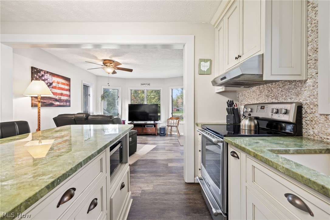 5995 Buffham Road Seville OH 44273