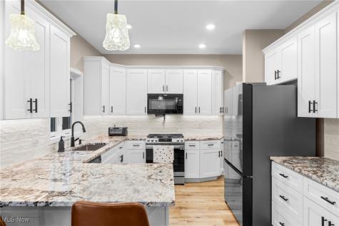 39600 Aurora Road Solon OH 44139