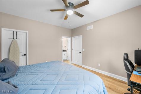 39600 Aurora Road Solon OH 44139