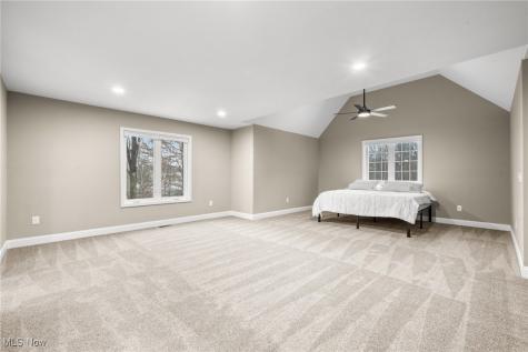 39600 Aurora Road Solon OH 44139