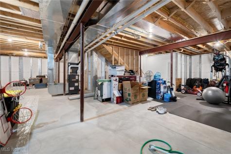 39600 Aurora Road Solon OH 44139