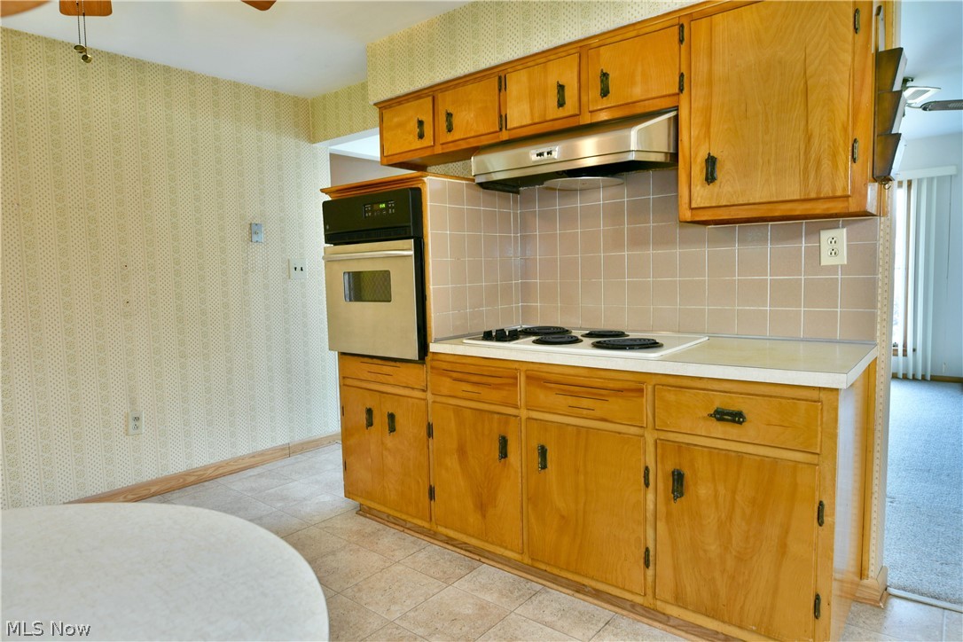 2909 Beal Street NW Warren OH 44485