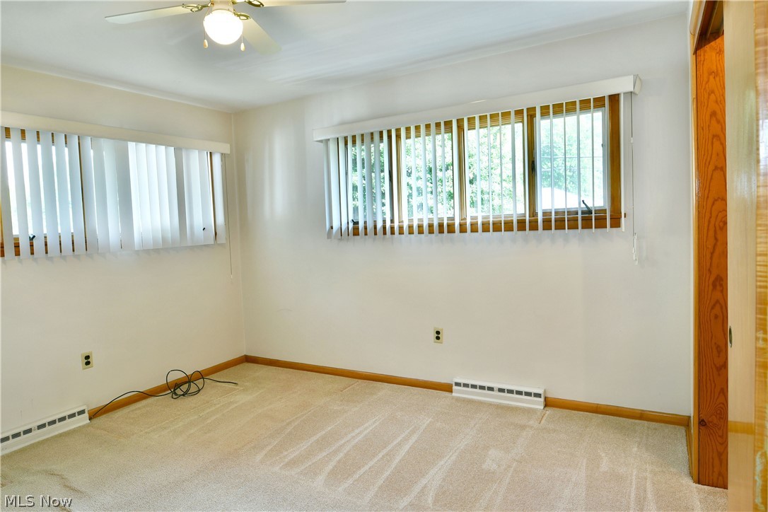 2909 Beal Street NW Warren OH 44485