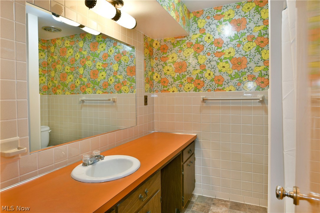 2909 Beal Street NW Warren OH 44485