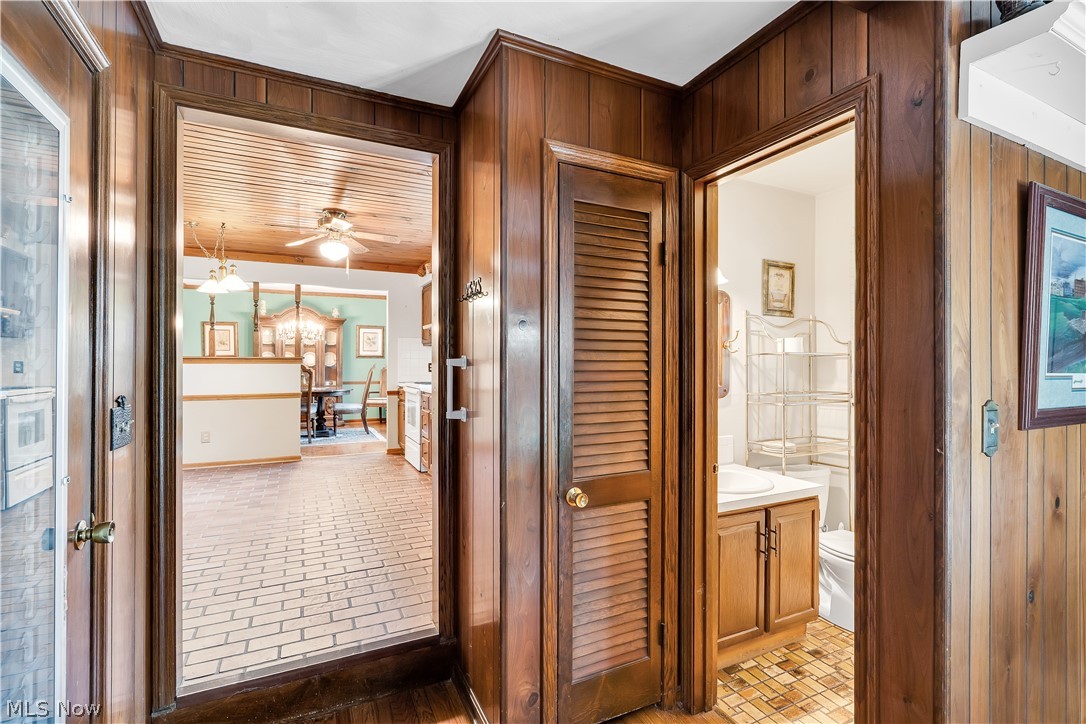 4474 Woodridge Drive Youngstown OH 44515