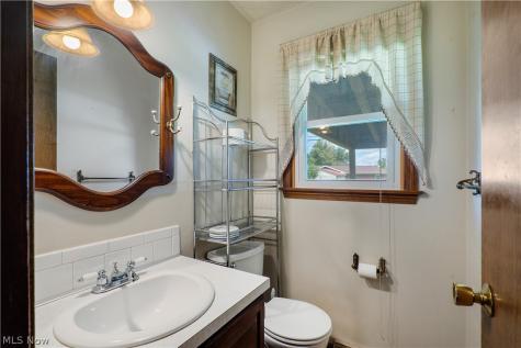 4474 Woodridge Drive Youngstown OH 44515
