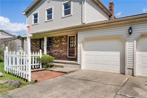 4474 Woodridge Drive Youngstown OH 44515