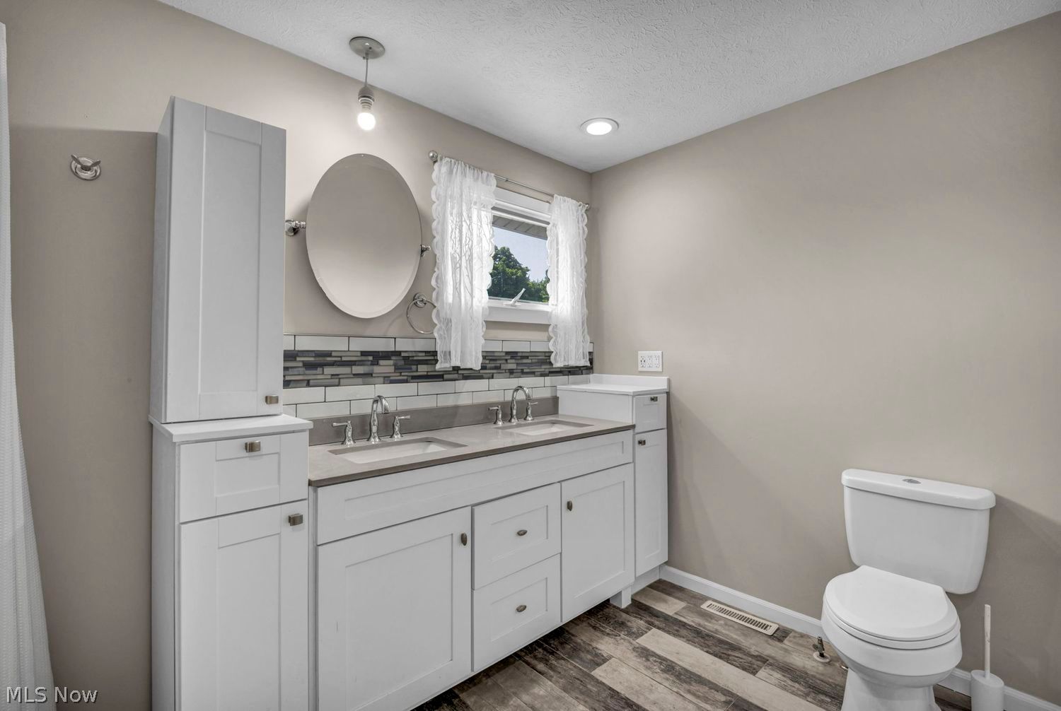 13988 Bennington Boulevard Middleburg Heights OH 44130