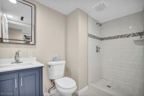 13988 Bennington Boulevard Middleburg Heights OH 44130