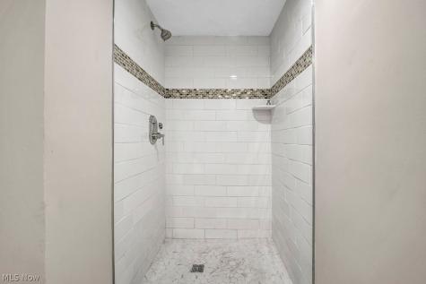 13988 Bennington Boulevard Middleburg Heights OH 44130