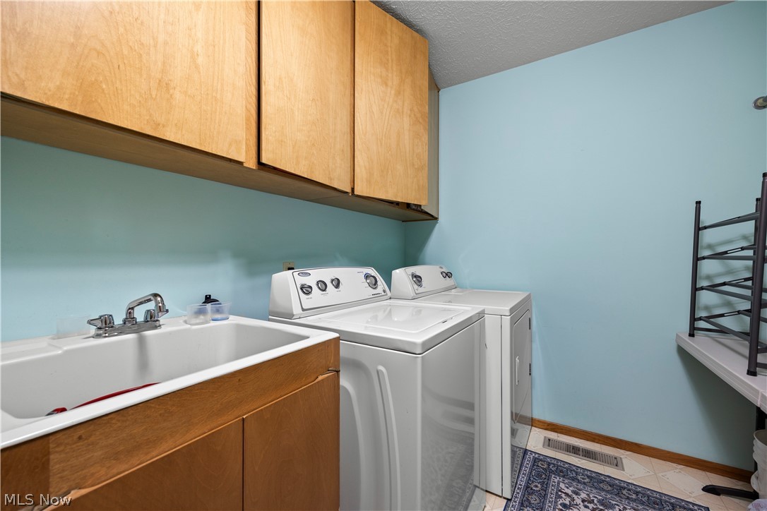 13228 Olympus Way Strongsville OH 44149