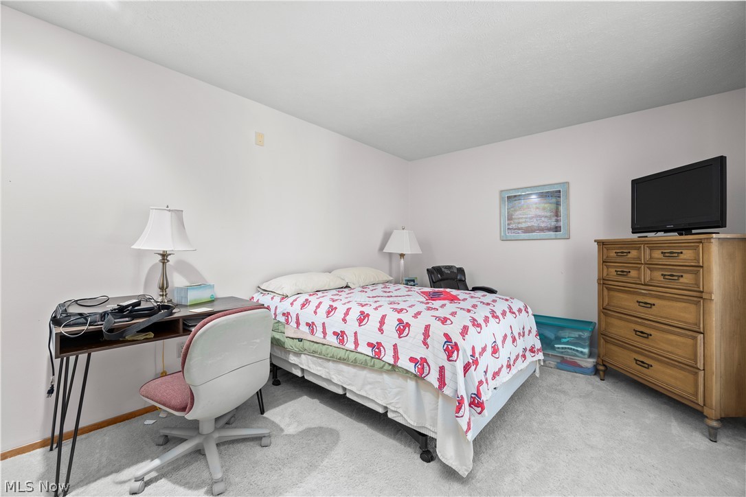 13228 Olympus Way Strongsville OH 44149