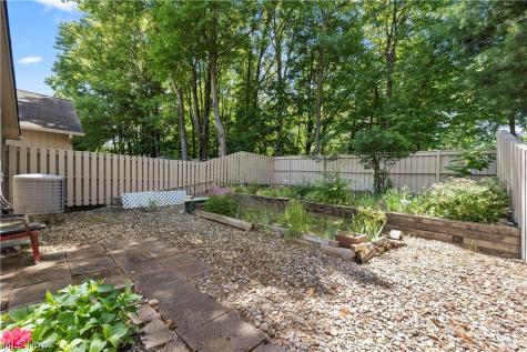 13228 Olympus Way Strongsville OH 44149