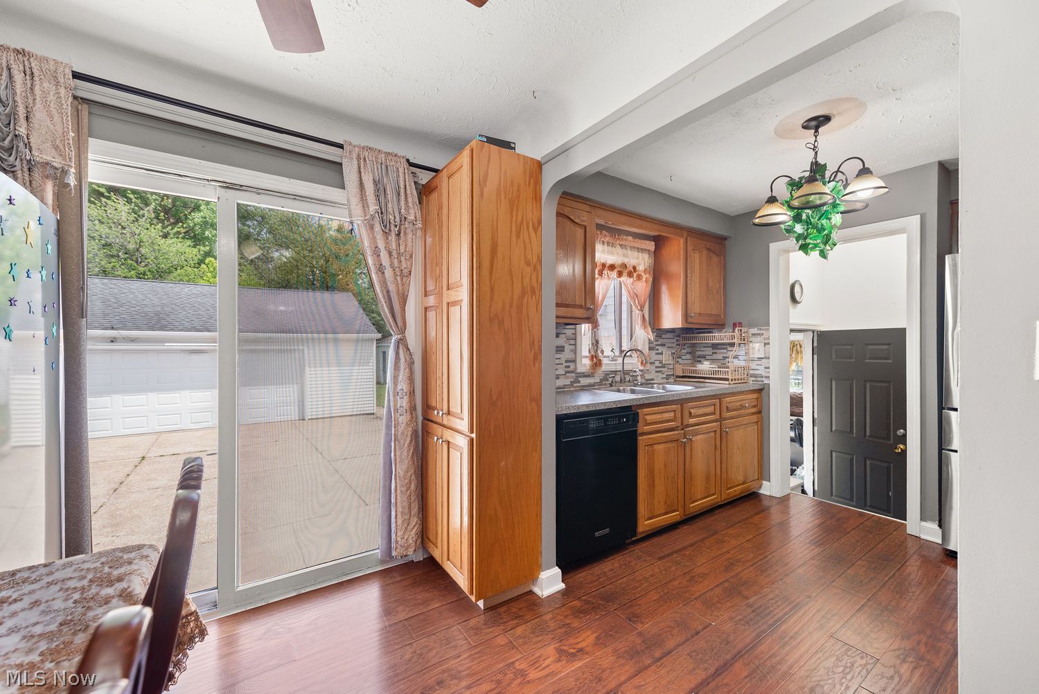 6127 W 130th Street Parma OH 44130