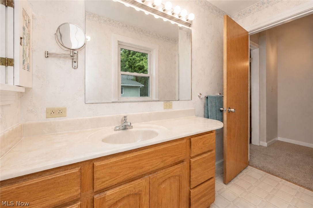 1020 Highland Avenue Salem OH 44460