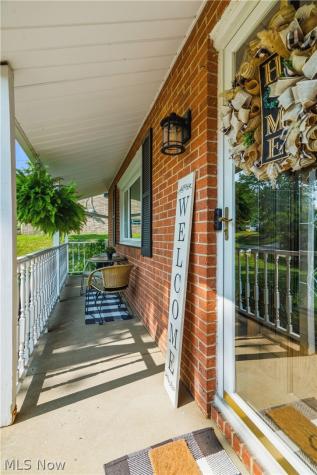 1648 Plymouth Knoll Avenue NW Massillon OH 44646