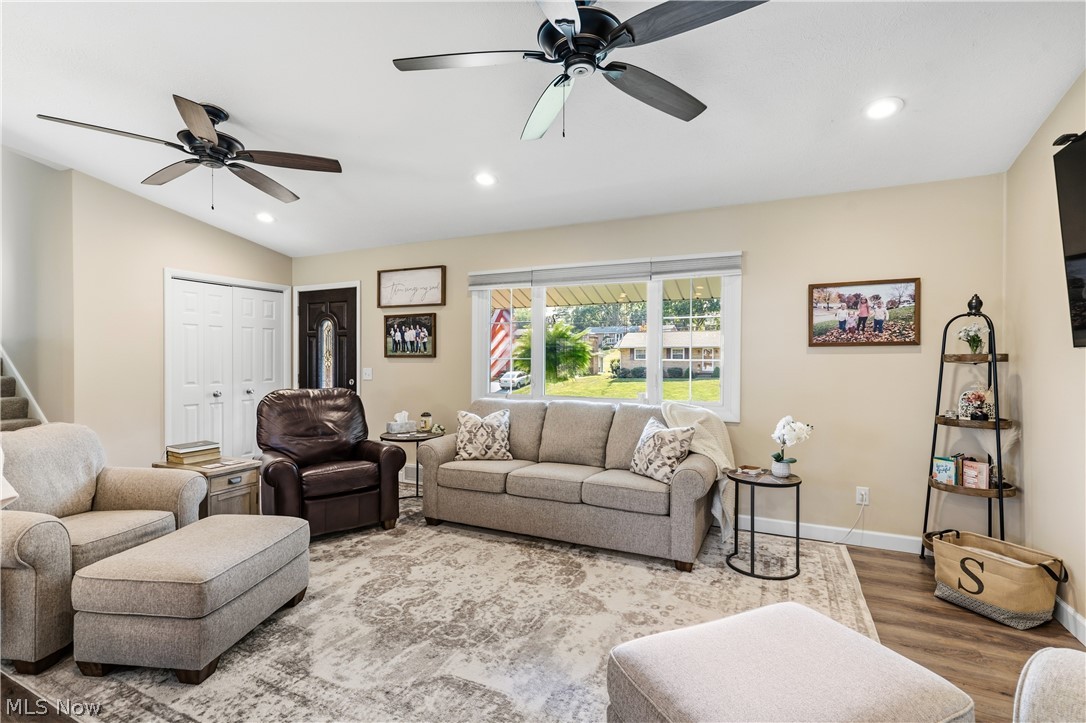 1648 Plymouth Knoll Avenue NW Massillon OH 44646