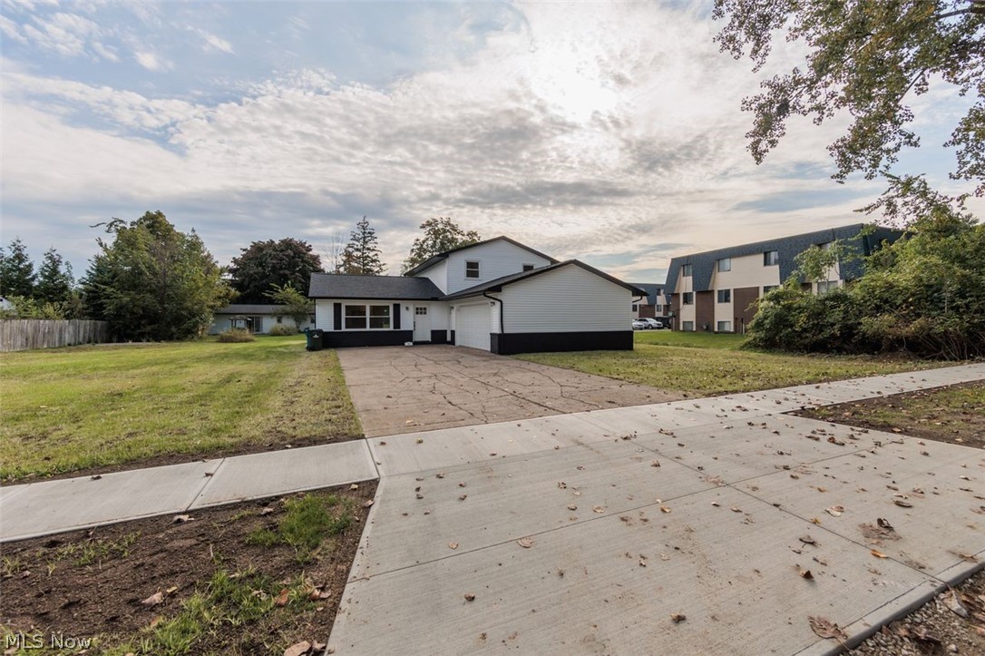 655 Robinwood Avenue Sheffield Lake OH 44054