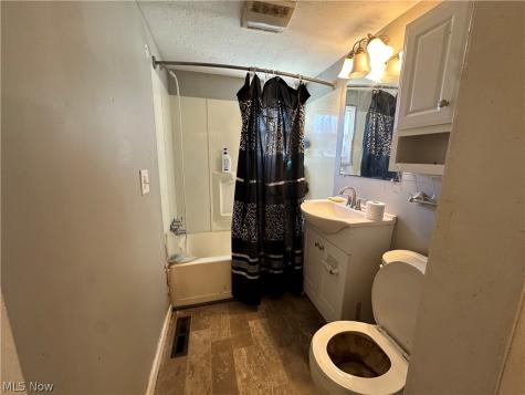 2907 25th Street NE Canton OH 44705