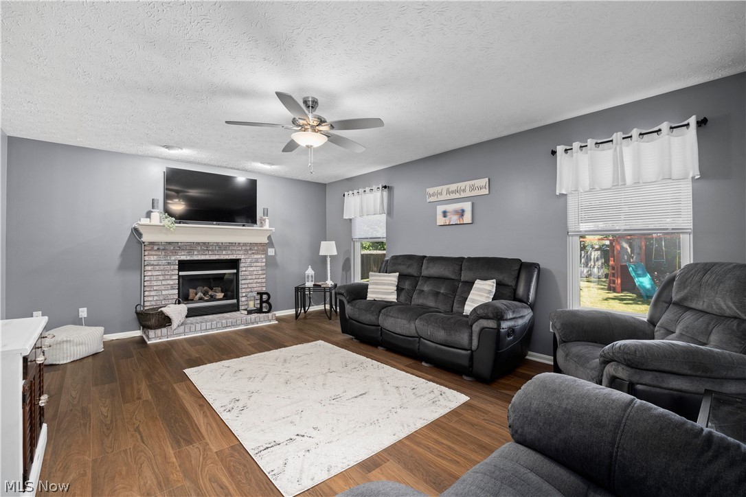 732 Oakdale Circle Elyria OH 44035