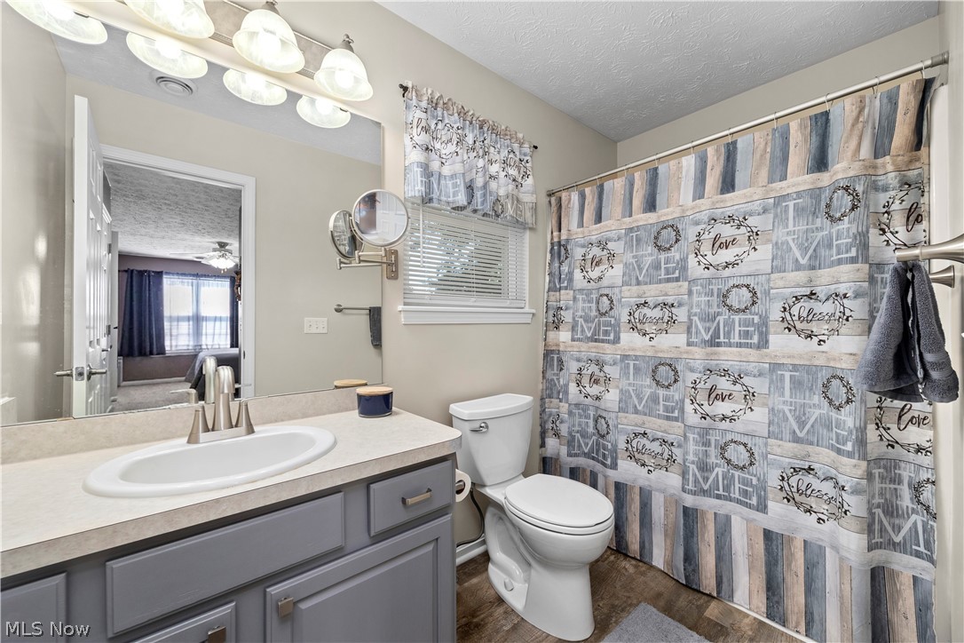 732 Oakdale Circle Elyria OH 44035