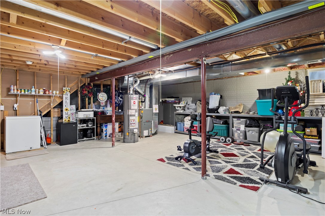 732 Oakdale Circle Elyria OH 44035