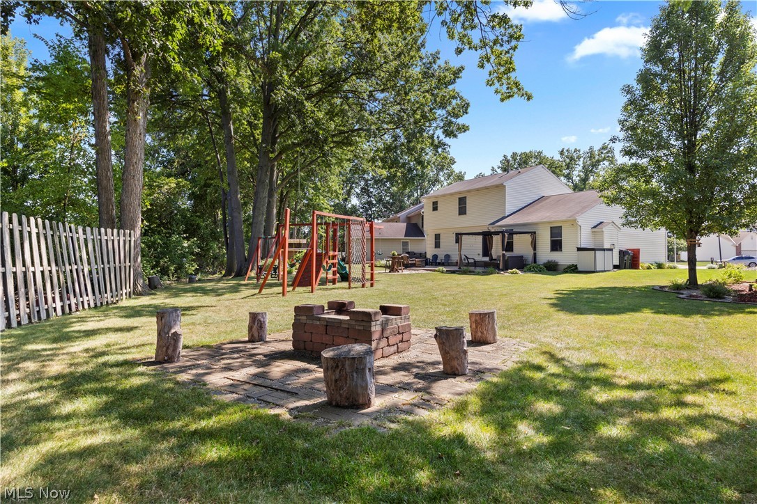 732 Oakdale Circle Elyria OH 44035