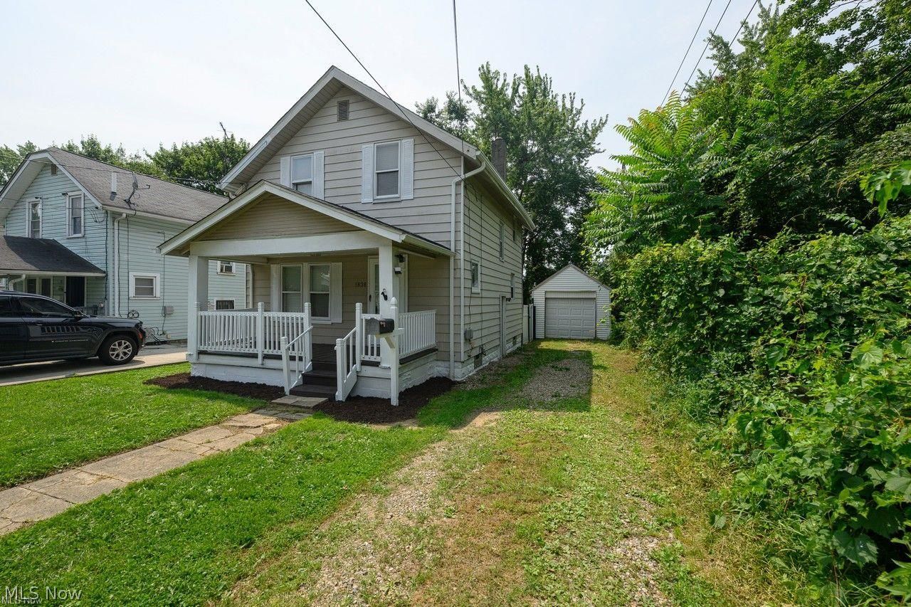 1838 Ford Avenue Akron OH 44305