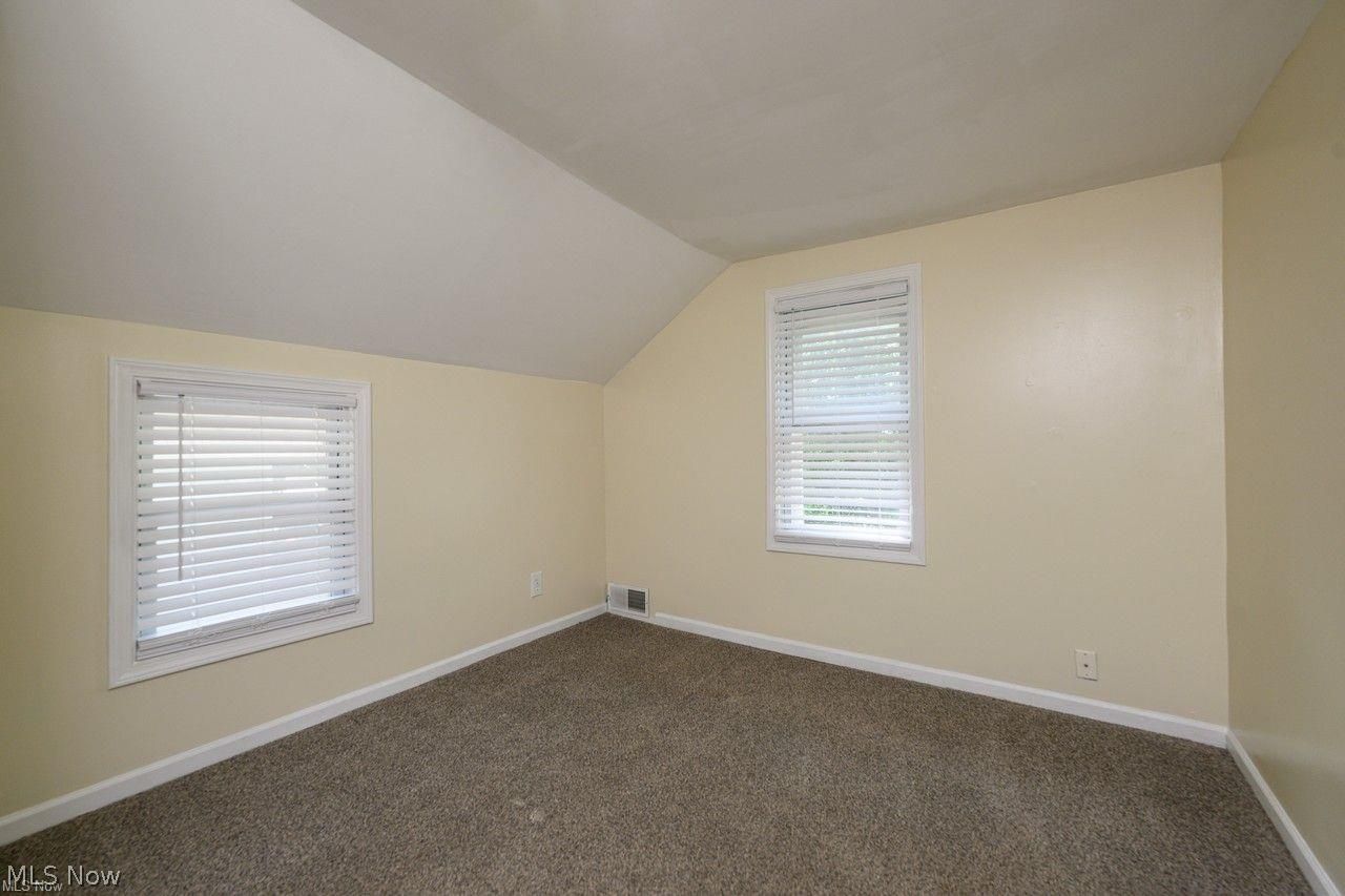 1838 Ford Avenue Akron OH 44305