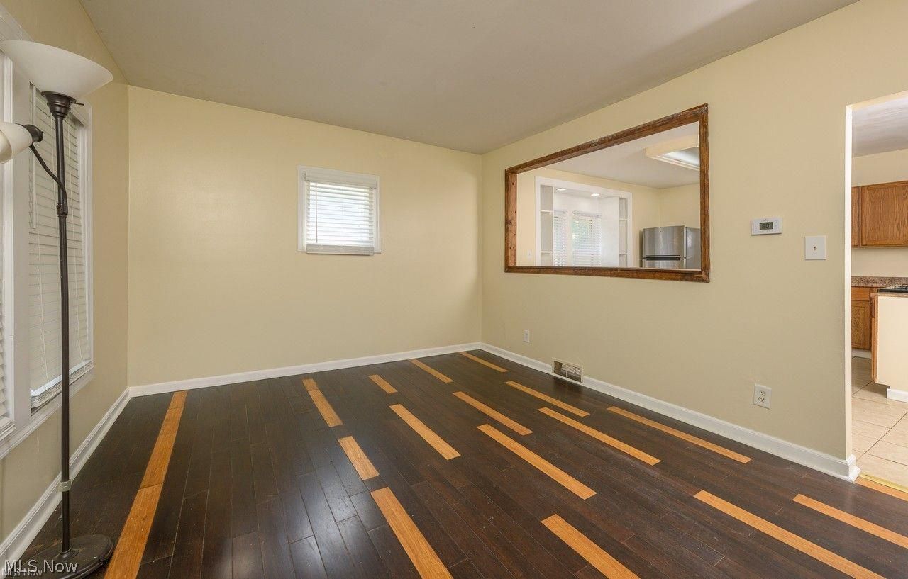 1838 Ford Avenue Akron OH 44305