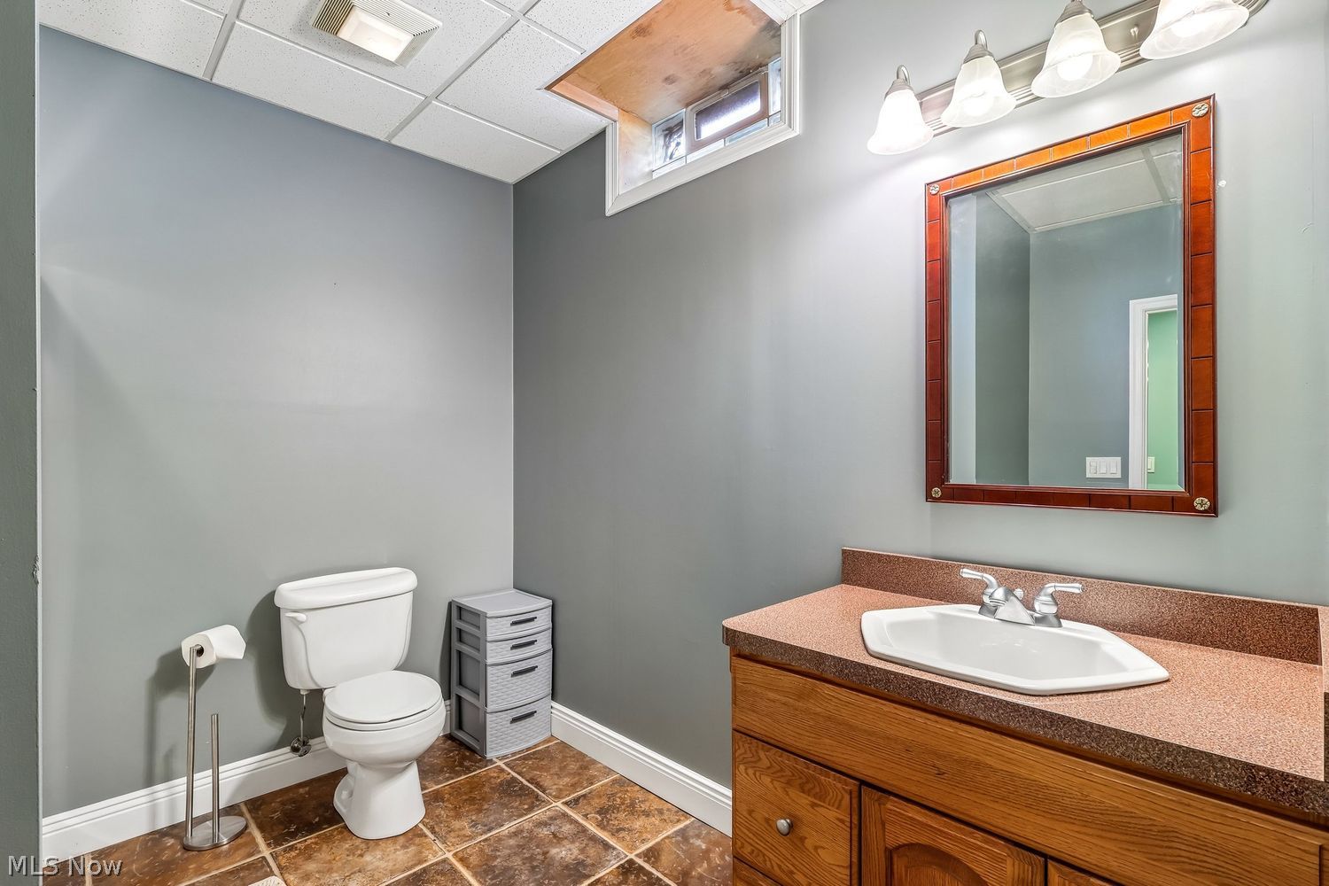 10747 Blueberry Hill Drive Kirtland OH 44094