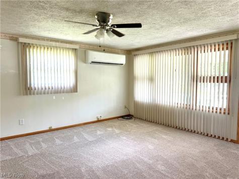 133 Carter Street Creston OH 44217