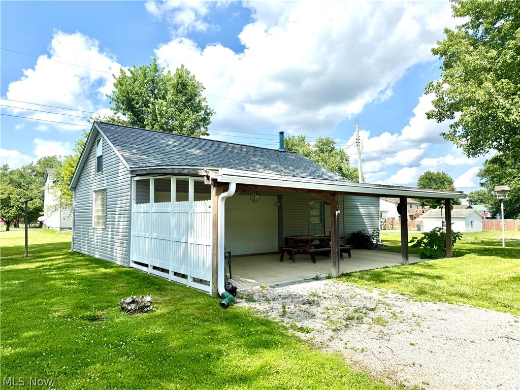 133 Carter Street Creston OH 44217