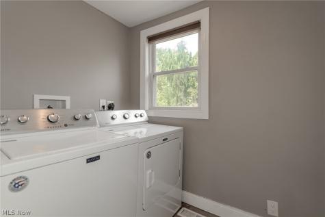 6334 W 130th Street Brook Park OH 44142