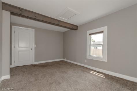 6334 W 130th Street Brook Park OH 44142