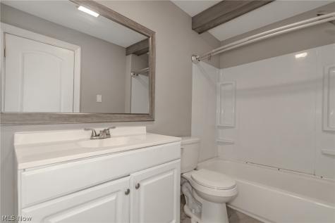 6334 W 130th Street Brook Park OH 44142