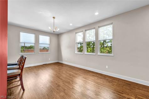 11901 Detroit Avenue Lakewood OH 44107