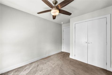 11901 Detroit Avenue Lakewood OH 44107