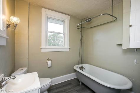 2 Ohio Avenue NE Massillon OH 44646