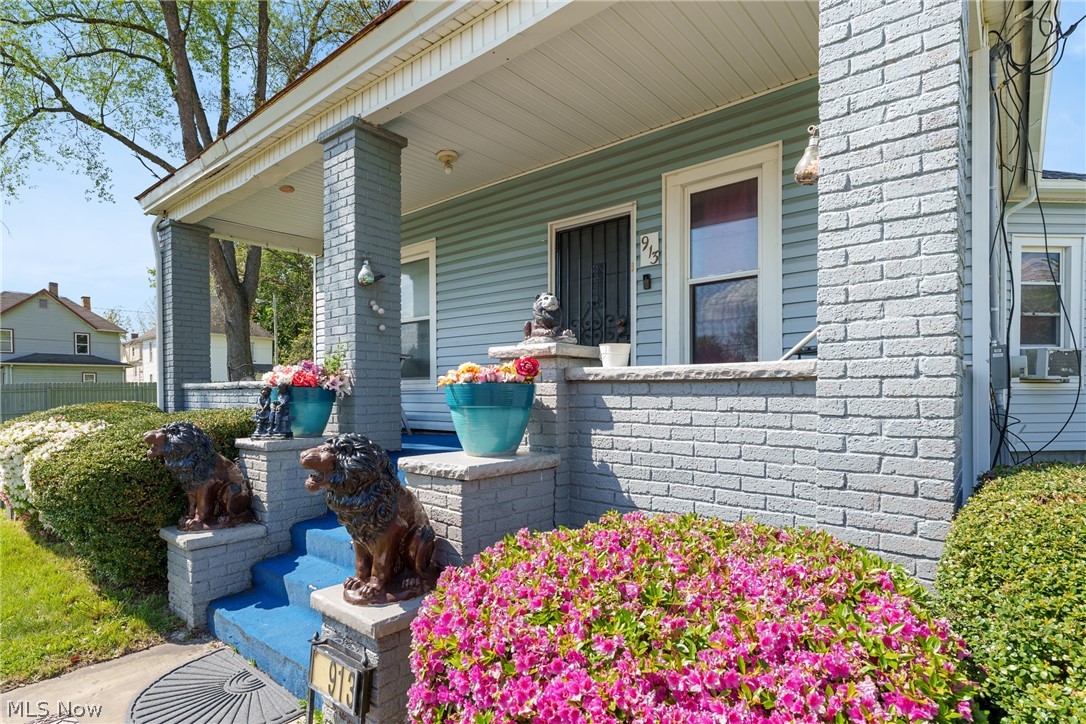 913 7th Street NW Canton OH 44703
