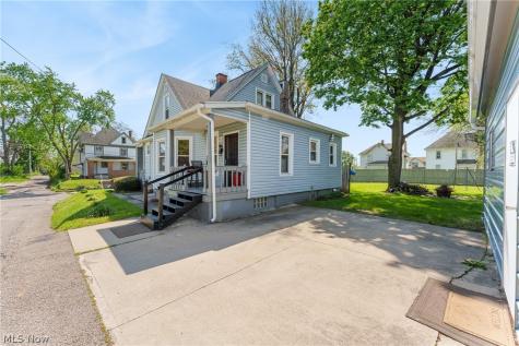 913 7th Street NW Canton OH 44703