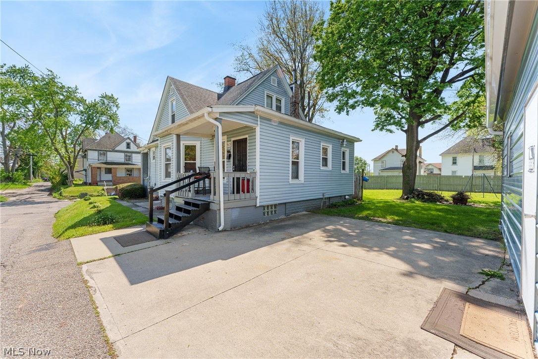 913 7th Street NW Canton OH 44703