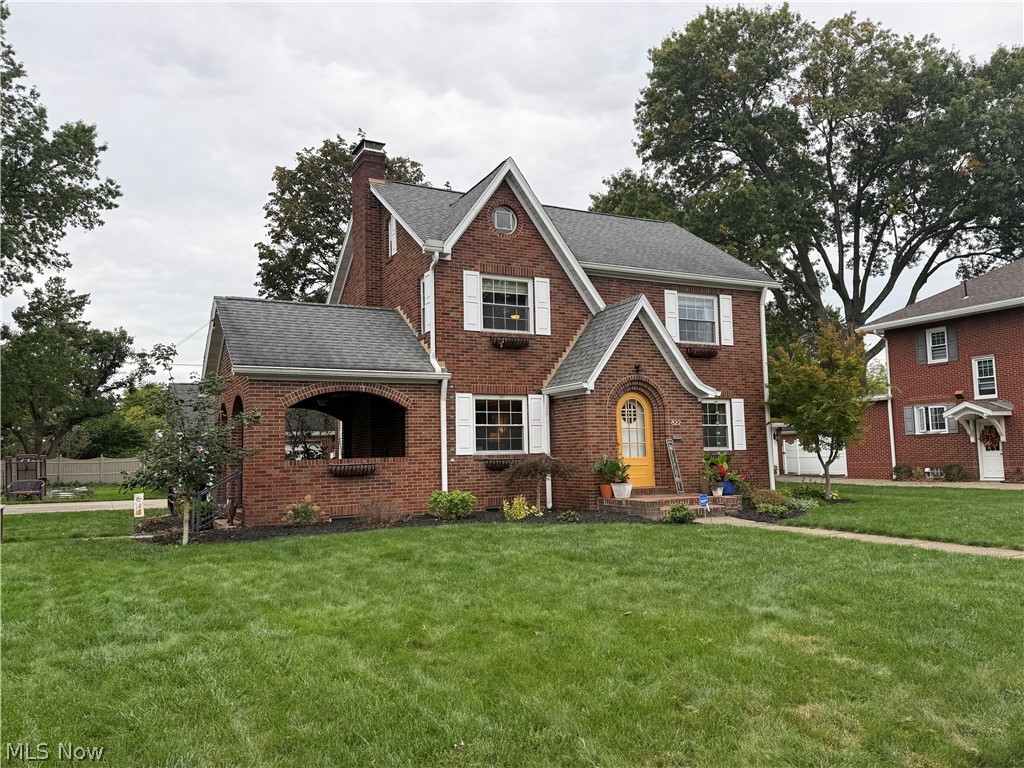 822 3rd Street NW New Philadelphia OH 44663