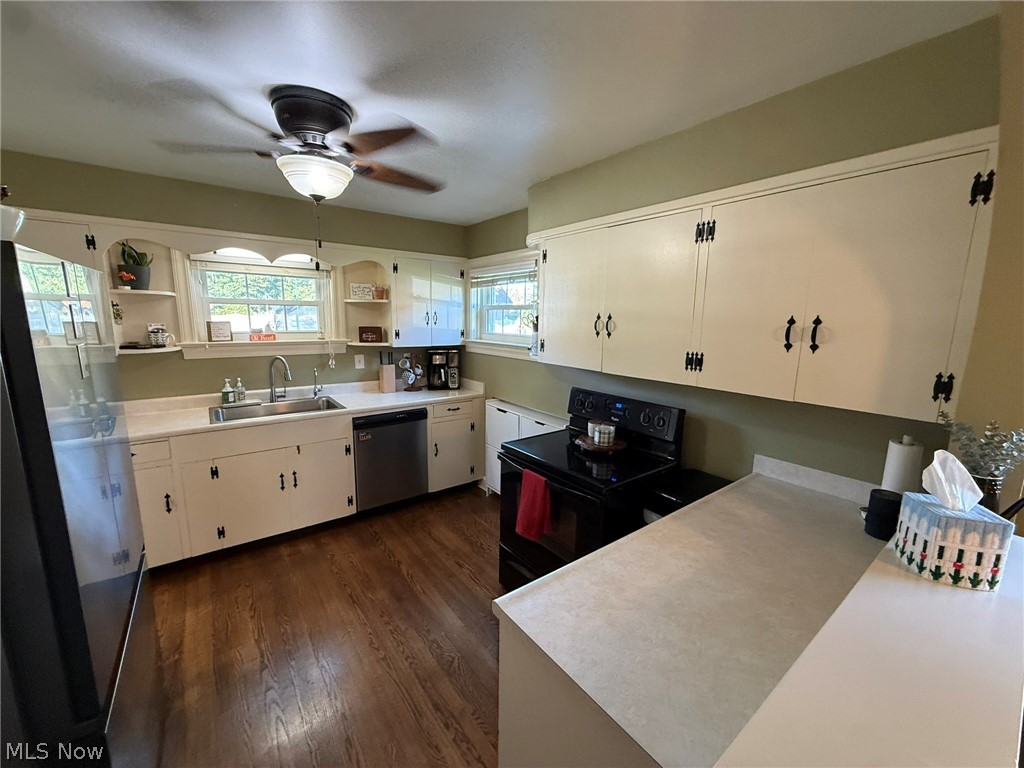 822 3rd Street NW New Philadelphia OH 44663