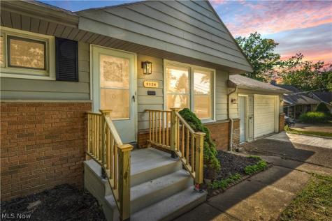 5124 Donovan Drive Garfield Heights OH 44125