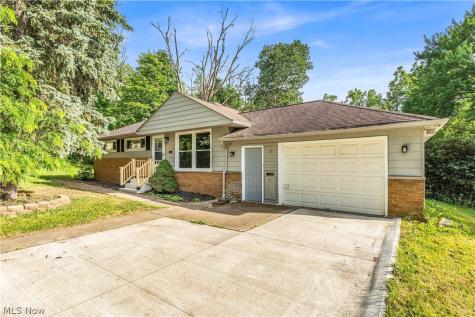 5124 Donovan Drive Garfield Heights OH 44125