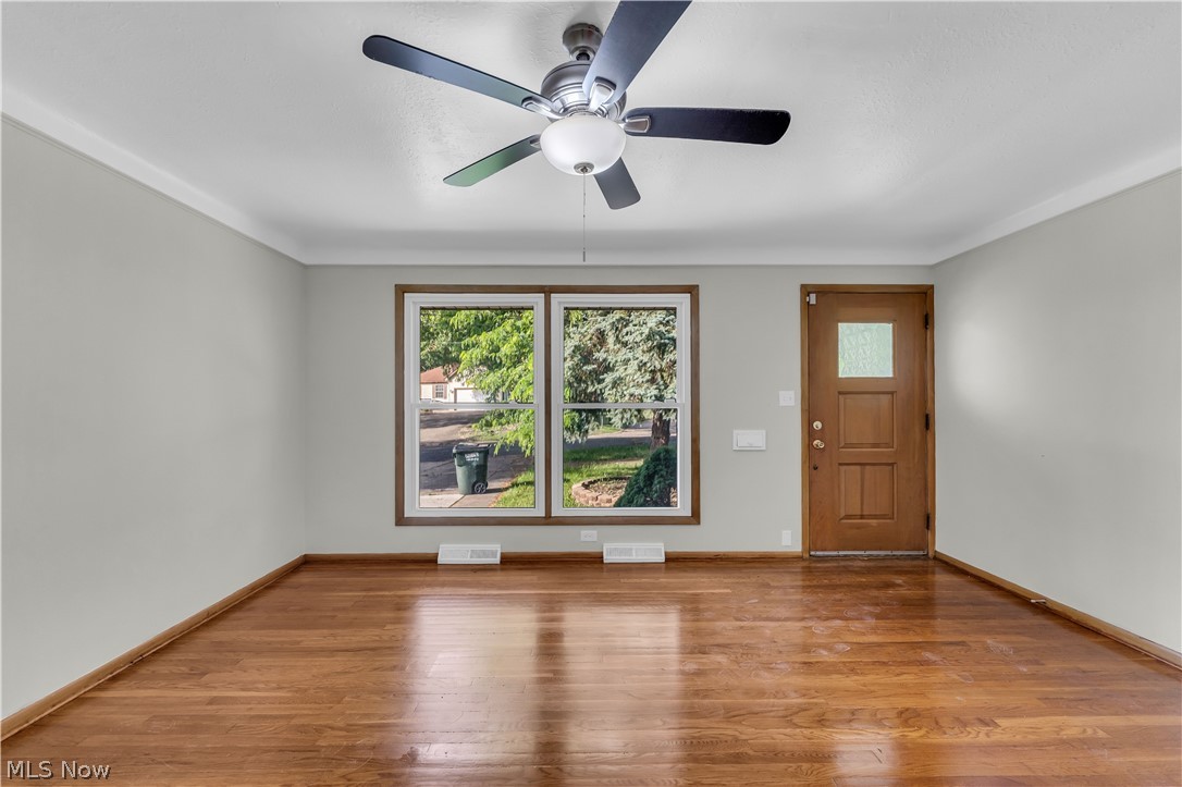5124 Donovan Drive Garfield Heights OH 44125